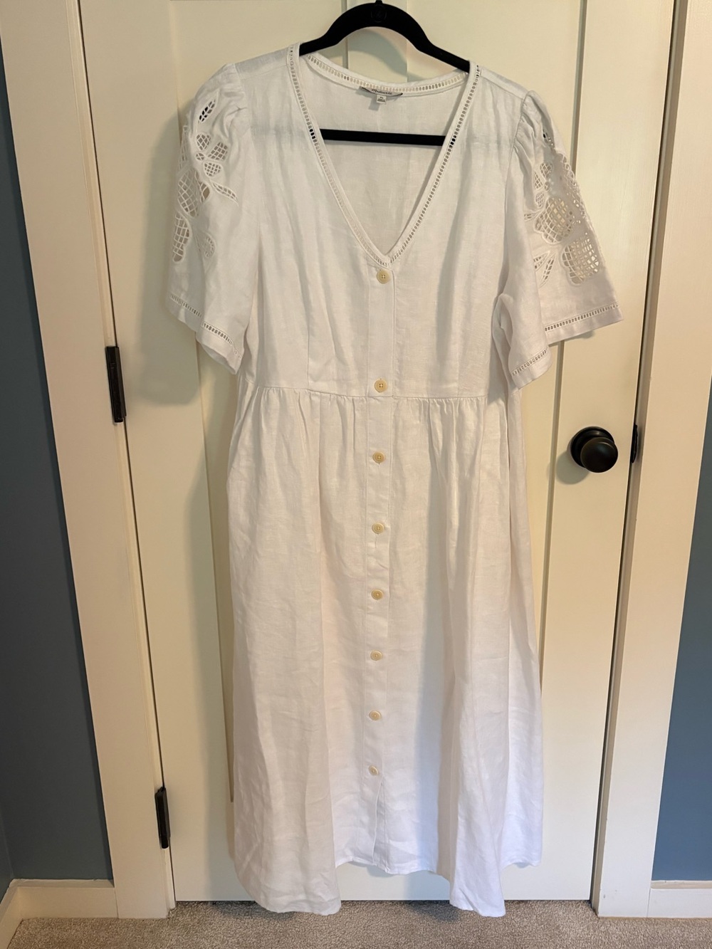 Madewell White Button-Front V-Neck Midi Dress with Eyelet Sleeves